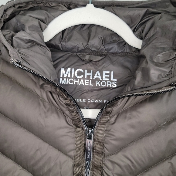 Michael Michael Kors light puffer jacket size XS - Picture 4 of 5